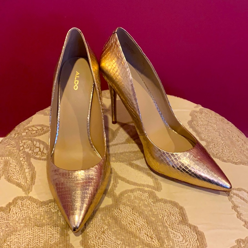 Gold heels
